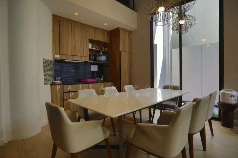 Inara Villa, Chon Buri (Pattaya), Thappraya Road, Bang Lamung, Bang Lamung (Pattaya), Chon Buri (Pattaya), 4 Bedrooms, 250 sqm, Villa For Sale, by Pattanapong Pongpipat, 500350327 - DDproperty.com