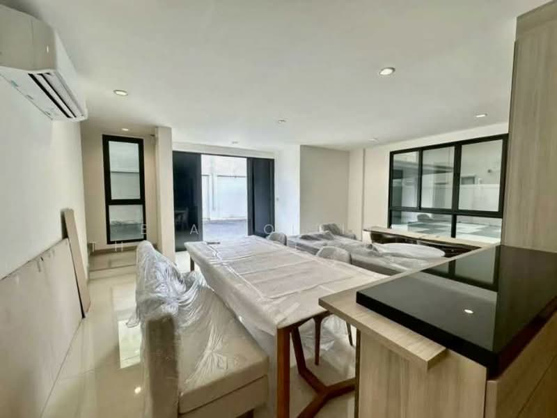 AQ ARBOR Suanluang Rama 9-Pattanakarn, Bangkok, Chaloem Phrakiat Rama 9 Road Soi 48, Dok Mai, Prawet, Bangkok, 3 Bedrooms, 297 sqm, Single Detached House For Sale, by ERA Holding (Thailand) Co., Ltd., 500350348 - DDproperty.com