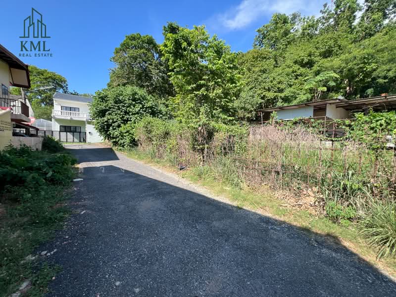 Beautiful plot of land for sale, ideal for investment in building apartments, condominiums, and dorm, Chon Buri (Pattaya), Surasak, Si Racha, Chon Buri (Pattaya), , 1,888 sqm, Land For Sale, by ดวงใจ ขะมาลา, 500350382 - DDproperty.com