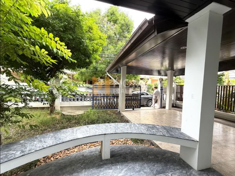 Sarawan Ville : ศราวัณวิลล์, นนทบุรี, ซอยหมู่บ้านศราวัณวิลล์ 2, บางตลาด, ปากเกร็ด, นนทบุรี, 200 ตร.ม., บ้านเดี่ยว ขาย, โดย HOME Real Estate Service, 500350416 - DDproperty.com