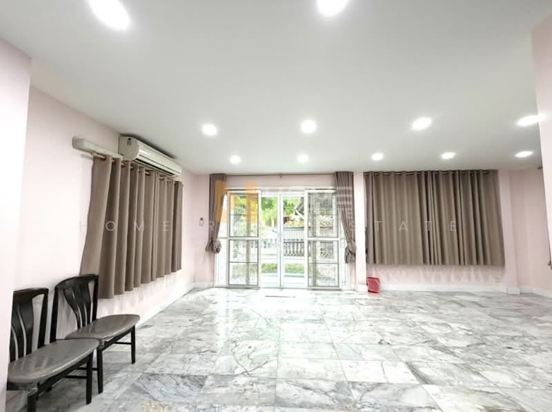 Sarawan Ville, Nonthaburi, Soi Sarawan Ville Village 2, Bang Talat, Pak Kret, Nonthaburi, 3 Bedrooms, 200 sqm, Single Detached House For Sale, by HOME Real Estate Service, 500350416 - DDproperty.com