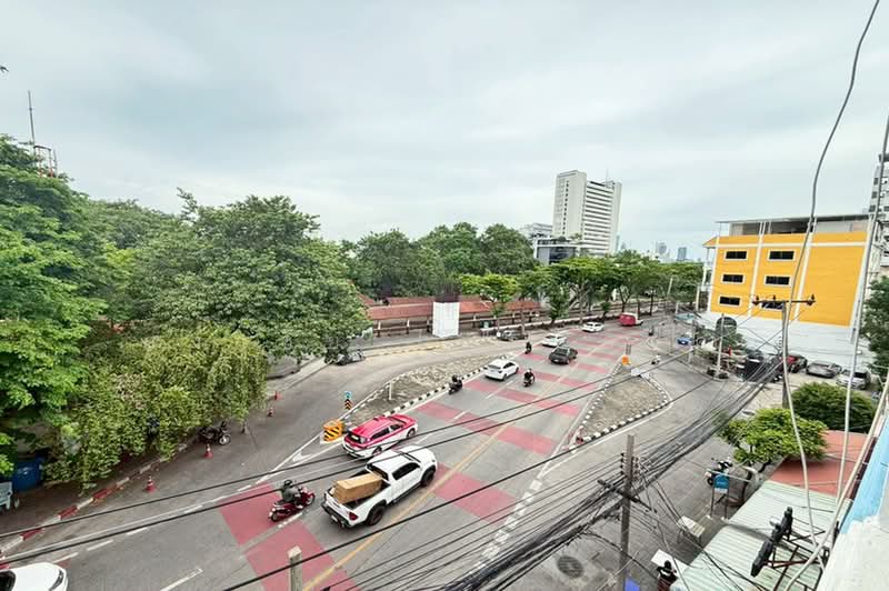 ถนนเทอดดำริ ถนนนครไชยศรี แขวงสามเสน เขตดุสิต กทม.10300, กรุงเทพ, เทอดดำริ, ดุสิต, กรุงเทพ, 600 ตร.ม., ทาวน์เฮ้าส์ ขาย, โดย สง่าชัย ไทรทองคำ, 500350437 - DDproperty.com