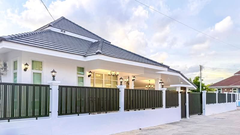 House for Sale Khao Noi East Pattaya, Chon Buri (Pattaya), Bang Lamung, Bang Lamung (Pattaya), Chon Buri (Pattaya), 4 Bedrooms, 408 sqm, Single Detached House For Sale, by PLC real estate, 500350442 - DDproperty.com