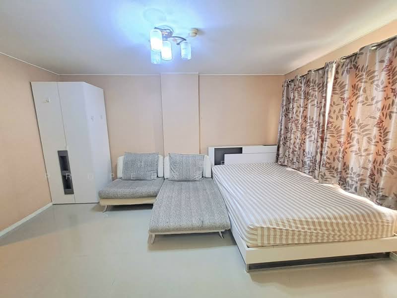 Lumpini Condo Town Chonburi-Sukhumvit, Chon Buri (Pattaya), Soi Phet Siam, Ban Suan, Muang Chon Buri, Chon Buri (Pattaya), 1 Bedroom, 21 sqm, Condo For Sale, by The Best Property เปียนโน, 500350445 - DDproperty.com