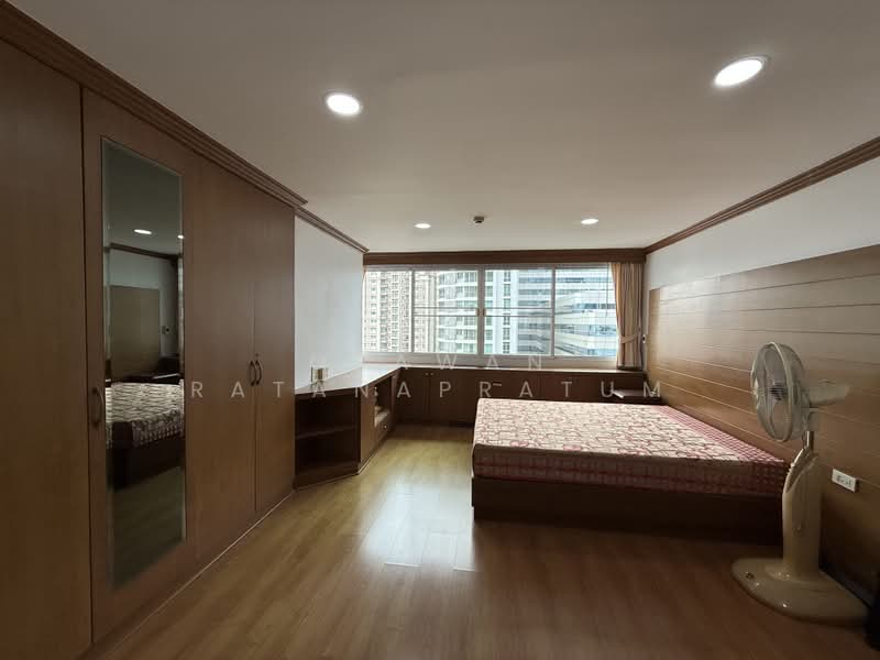 Wattana Heights, Bangkok, Sukhumvit Road, Khlongtoei Nua, Watthana, Bangkok, 3 Bedrooms, 335 sqm, Condo For Sale, by Orawan Ratanapratum, 500350457 - DDproperty.com