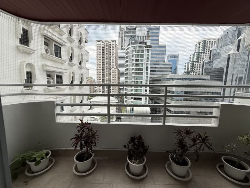 Wattana Heights, Bangkok, Sukhumvit Road, Khlongtoei Nua, Watthana, Bangkok, 3 Bedrooms, 335 sqm, Condo For Sale, by Orawan Ratanapratum, 500350457 - DDproperty.com