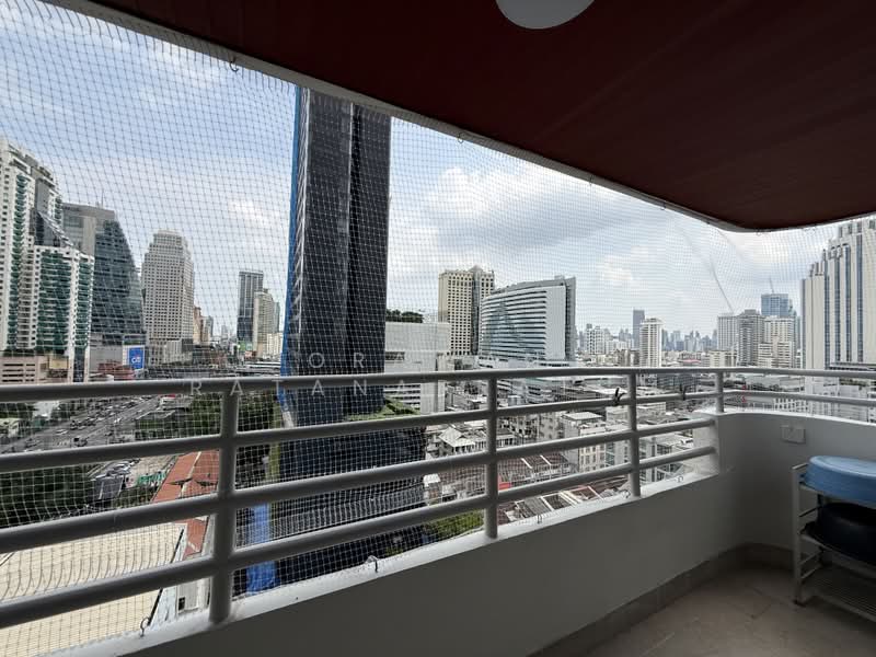 Wattana Heights, Bangkok, Sukhumvit Road, Khlongtoei Nua, Watthana, Bangkok, 3 Bedrooms, 335 sqm, Condo For Sale, by Orawan Ratanapratum, 500350457 - DDproperty.com