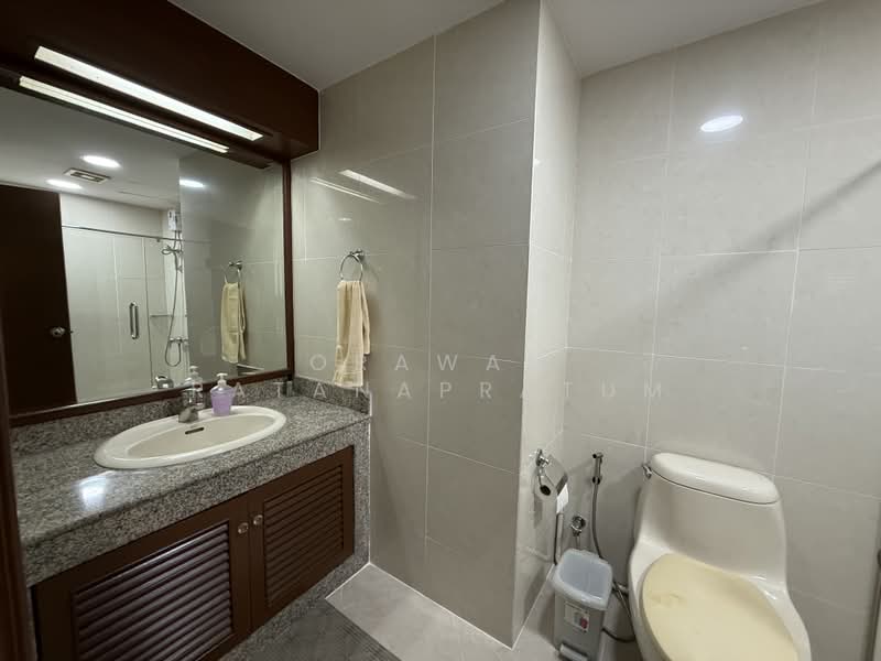 Wattana Heights, Bangkok, Sukhumvit Road, Khlongtoei Nua, Watthana, Bangkok, 3 Bedrooms, 335 sqm, Condo For Sale, by Orawan Ratanapratum, 500350457 - DDproperty.com