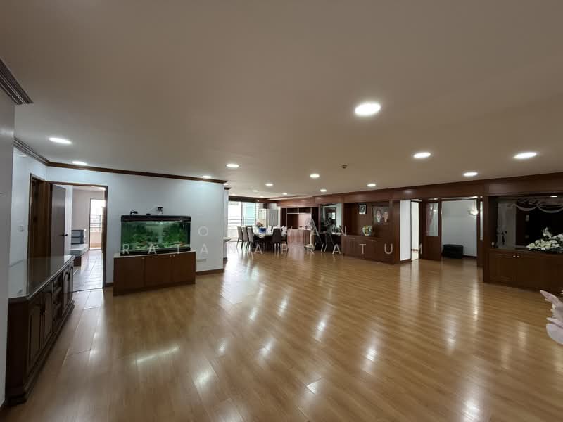 Wattana Heights : วัฒนา ไฮทส์ คอนโดมิเนียม, กรุงเทพ, ถนนสุขุมวิท, คลองเตยเหนือ, วัฒนา, กรุงเทพ, 335 ตร.ม., คอนโด ขาย, โดย Orawan Ratanapratum, 500350457 - DDproperty.com