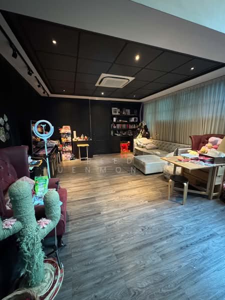 Workplace Ratchaphruek-Charan, Bangkok, ราชพฤกษ์ จรัญสนิทวงศ์, Bang Waek, Phasi Charoen, Bangkok, 3 Bedrooms, 296 sqm, Townhouse For Sale, by Preeda Chuenmonchai, 500350486 - DDproperty.com