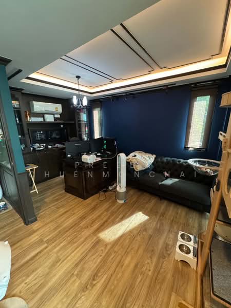Workplace Ratchaphruek-Charan, Bangkok, ราชพฤกษ์ จรัญสนิทวงศ์, Bang Waek, Phasi Charoen, Bangkok, 3 Bedrooms, 296 sqm, Townhouse For Sale, by Preeda Chuenmonchai, 500350486 - DDproperty.com