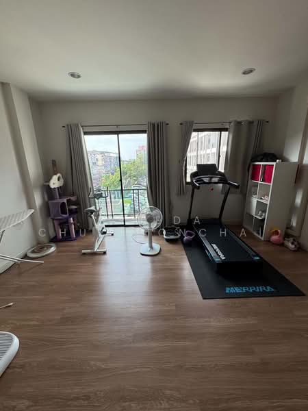 Workplace Ratchaphruek-Charan, Bangkok, ราชพฤกษ์ จรัญสนิทวงศ์, Bang Waek, Phasi Charoen, Bangkok, 3 Bedrooms, 296 sqm, Townhouse For Sale, by Preeda Chuenmonchai, 500350486 - DDproperty.com