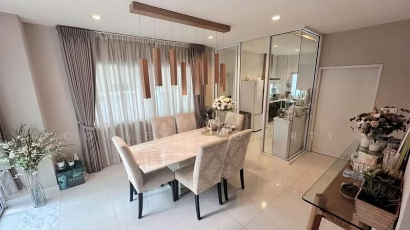 Nirvana Beyond Lite Rama 9, Bangkok, Soi Krungthep Kreetha 32, Saphan Sung, Bangkok, 6 Bedrooms, 400 sqm, Single Detached House For Rent, by Connex Property, 500350496 - DDproperty.com