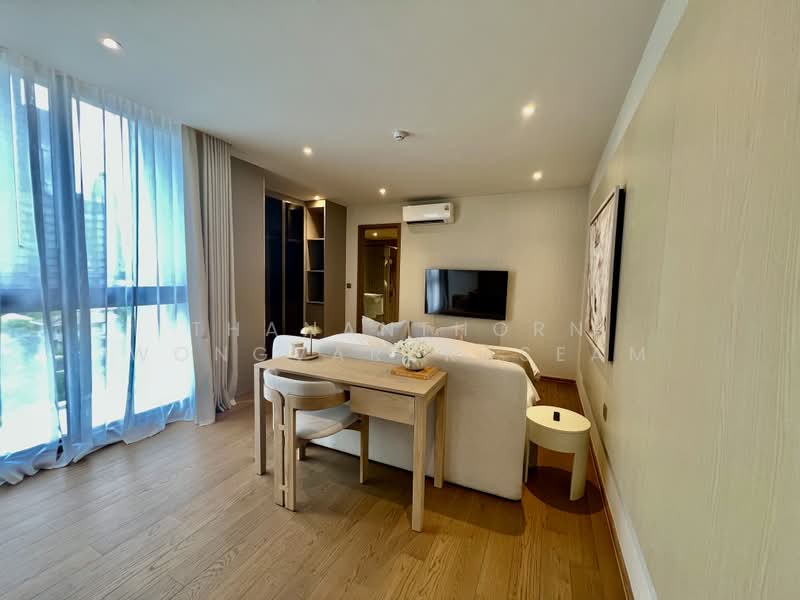 Via 34, Bangkok, 15 Soi Sukhumvit 34, Khong Tan, Khlong Toei, Bangkok, 2 Bedrooms, 88 sqm, Condo For Rent, by Thananthorn Wongvarnkaseam, 500350539 - DDproperty.com