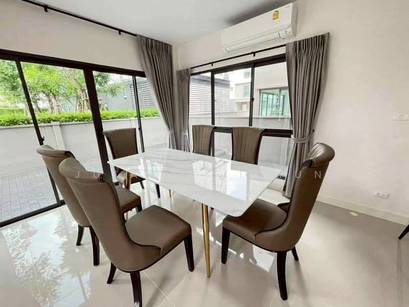 Baan Klang Muang Ramintra 83 Station, Bangkok, 16 Kanchanaphisek Road, Ram Inthra, Khan Na Yao, Bangkok, 4 Bedrooms, 218 sqm, Single Detached House For Rent, by Jutarat Jitmun, 500350541 - DDproperty.com