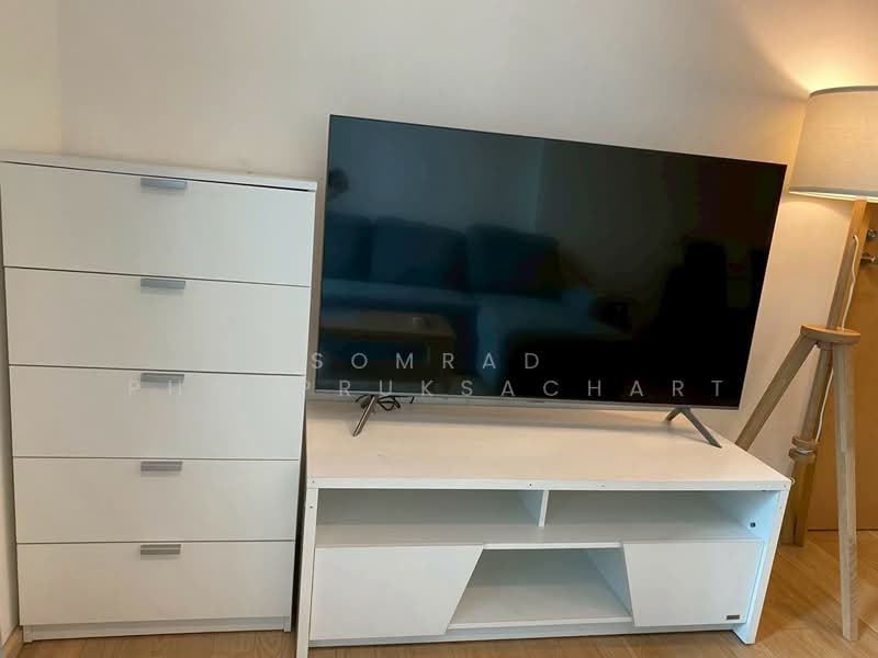 Siri At Sukhumvit, Bangkok, 902 Sukhumvit Road, Phra Kanong, Khlong Toei, Bangkok, 1 Bedroom, 52 sqm, Condo For Rent, by Somrad Phoopruksachart, 500350553 - DDproperty.com