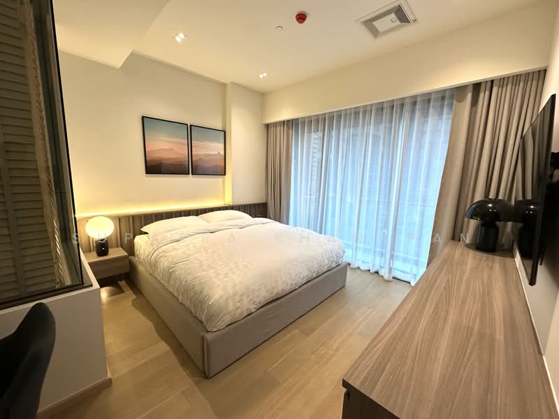 The Strand Thonglor, Bangkok, 36 Soi Sukhumvit 55, Khlong Tan Nua, Watthana, Bangkok, 1 Bedroom, 53 sqm, Condo For Rent, by Supatra Khanapan, 500350574 - DDproperty.com