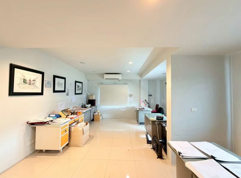 Wayra Biznet Romklao-Suvarnabhumi, Bangkok, 18-1 Romklao Road, Khlong Sam Prawet, Lat Krabang, Bangkok, Studio, 522 sqm, Townhouse For Sale, by ERA Thailand, 500350577 - DDproperty.com