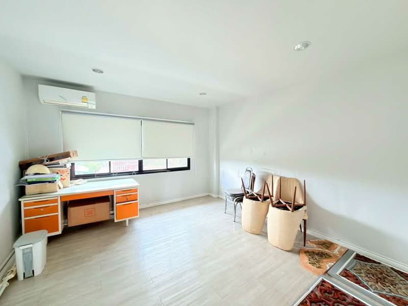 Wayra Biznet Romklao-Suvarnabhumi, Bangkok, 18-1 Romklao Road, Khlong Sam Prawet, Lat Krabang, Bangkok, Studio, 522 sqm, Townhouse For Sale, by ERA Thailand, 500350577 - DDproperty.com
