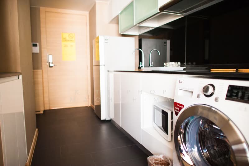 Klass Silom, Bangkok, 52 Silom Road, Silom, Bang Rak, Bangkok, 1 Bedroom, 34 sqm, Condo For Sale, by Kittiphop Machchima, 500350663 - DDproperty.com