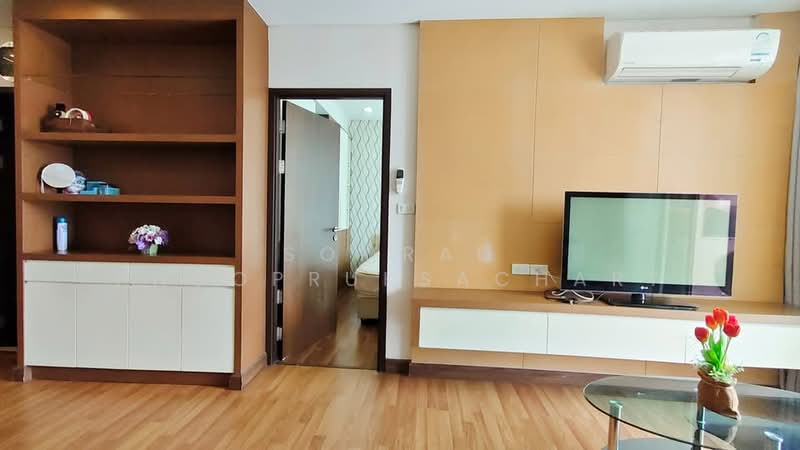 Le Luk Condominium, Bangkok, 1599 291 Sukhumvit Rd, Phra Kanong Nua, Watthana, Bangkok, 1 Bedroom, 52 sqm, Condo For Rent, by Somrad Phoopruksachart, 500350673 - DDproperty.com