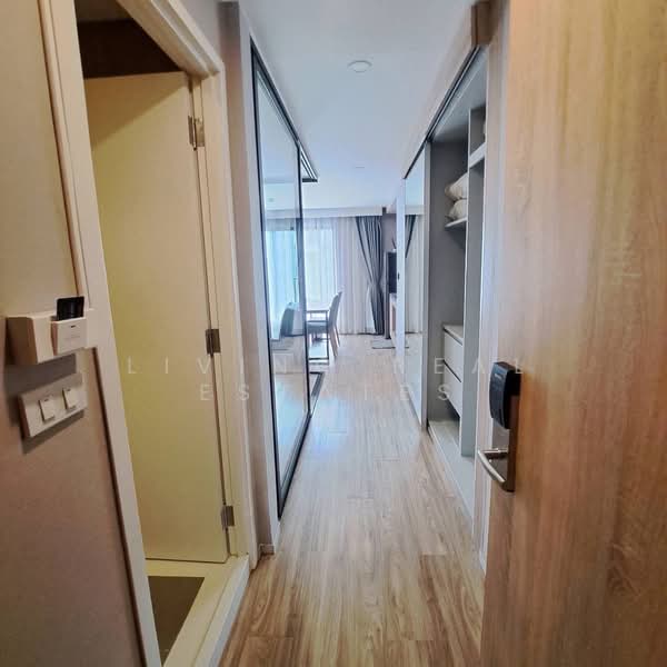 Blossom Condo @ Sathorn-Charoenrat, Bangkok, Charoen Rat Road, Thung Wat Don, Sathon, Bangkok, 1 Bedroom, 30 sqm, Condo For Rent, by Living Real Estates, 500350715 - DDproperty.com