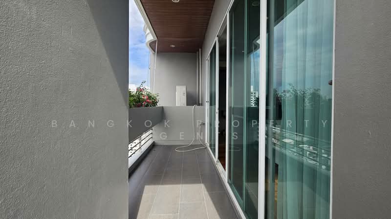 BT Residence, Bangkok, 8 Soi Sukhumvit 8, Khlong Toei, Bangkok, 4 Bedrooms, 600 sqm, Condo For Rent, by BANGKOK PROPERTY AGENTS, 500350776 - DDproperty.com