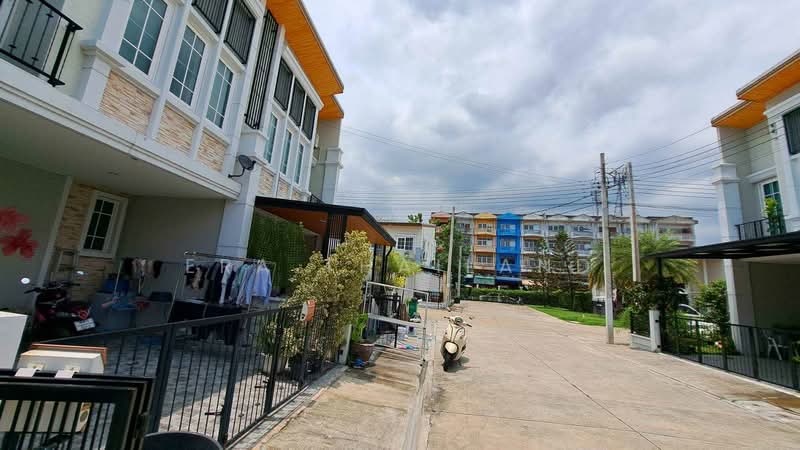 Golden Town Vibhavadi-Chaengwattana, Bangkok, Soi Chaengwattana 14, Thung Song Hong, Lak Si, Bangkok, 4 Bedrooms, 117 sqm, Townhouse For Sale, by ERA Thailand, 500350778 - DDproperty.com