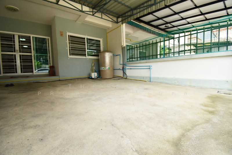 Chockpracha Townhome, Bangkok, 101 Thoet Rachan Rd, Si Khan, Don Mueang, Bangkok, 3 Bedrooms, 100 sqm, Semi-Detached House (Twin House) For Sale, by The Best Property เบลล์, 500350779 - DDproperty.com