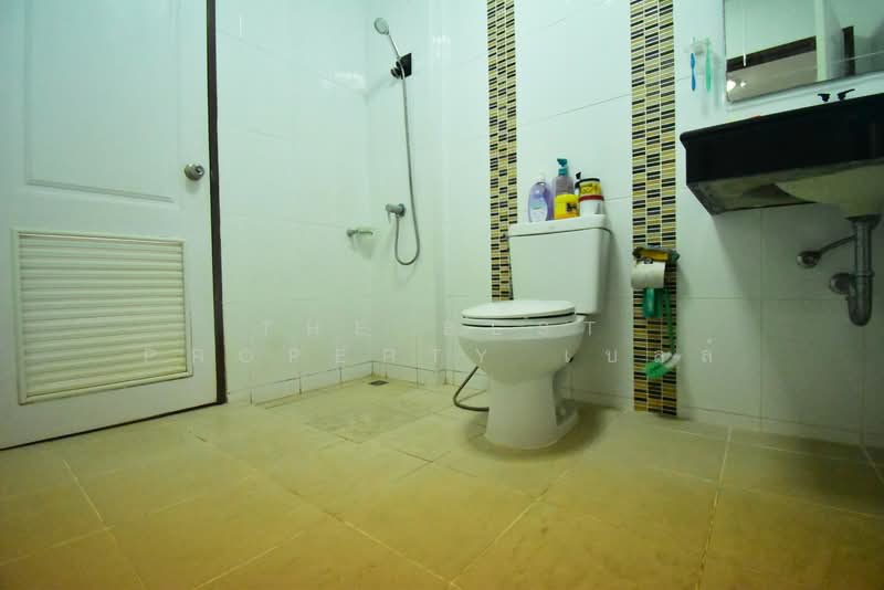Chockpracha Townhome, Bangkok, 101 Thoet Rachan Rd, Si Khan, Don Mueang, Bangkok, 3 Bedrooms, 100 sqm, Semi-Detached House (Twin House) For Sale, by The Best Property เบลล์, 500350779 - DDproperty.com