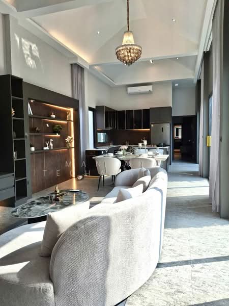4-BR House, Chon Buri (Pattaya), Poong, Bang Lamung (Pattaya), Chon Buri (Pattaya), 4 Bedrooms, 350 sqm, Single Detached House For Rent, by Mantana Techapahaphong, 500350802 - DDproperty.com