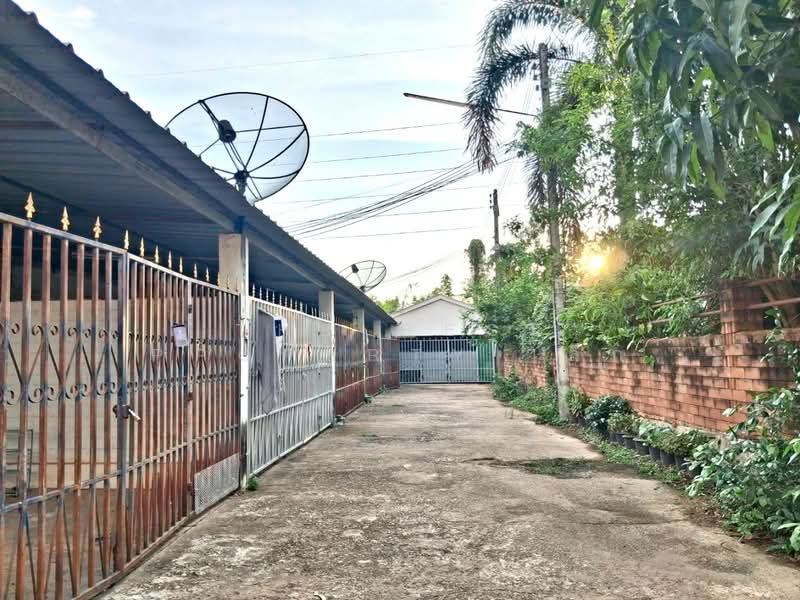 ฐานิดา 2 อุตรดิตถ์, Uttaradit, Tha Sao, Muang Uttaradit, Uttaradit, 2 Bedrooms, 100 sqm, Townhouse For Sale, by The Best Property เล็ก, 500350834 - DDproperty.com