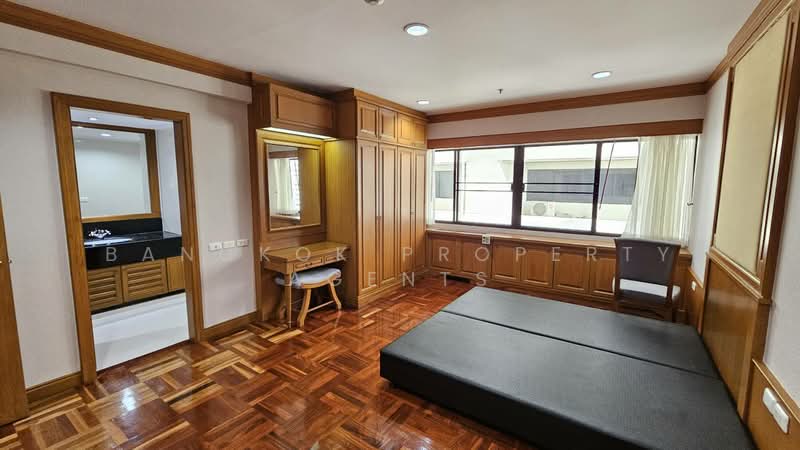 Centre Point Residence Phromphong, Bangkok, Soi Sukhumvit 39, Khlong Tan Nua, Watthana, Bangkok, 3 Bedrooms, 265 sqm, Condo For Rent, by BANGKOK PROPERTY AGENTS, 500350896 - DDproperty.com