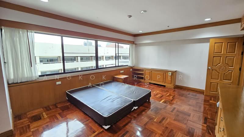 Centre Point Residence Phromphong, Bangkok, Soi Sukhumvit 39, Khlong Tan Nua, Watthana, Bangkok, 3 Bedrooms, 265 sqm, Condo For Rent, by BANGKOK PROPERTY AGENTS, 500350896 - DDproperty.com