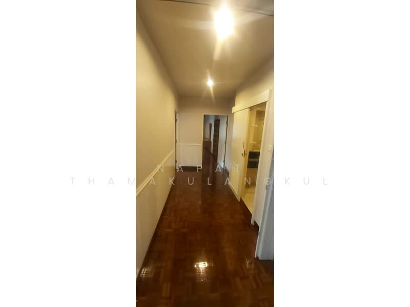 S.V. Apartment, Bangkok, 5 Soi Ruamrudee, Lumphini, Pathum Wan, Bangkok, 2 Bedrooms, 100 sqm, Apartment For Rent, by Napat Thamakulangkul, 500350928 - DDproperty.com