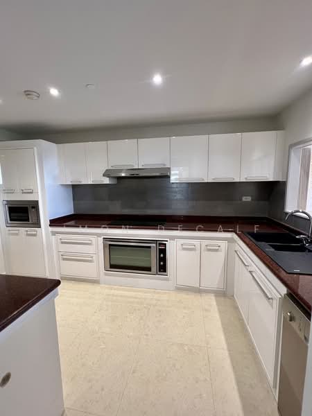 Somkid Gardens, Bangkok, Ploenchit, Lumphini, Pathum Wan, Bangkok, 4 Bedrooms, 210 sqm, Condo For Rent, by Simon Decalf, 500350932 - DDproperty.com