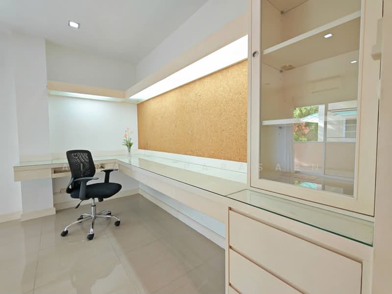 Urban Sathorn : หมู่บ้านเออร์เบิน สาทร, กรุงเทพ, ถนนราชพฤกษ์, บางจาก, ภาษีเจริญ, กรุงเทพ, 300 ตร.ม., ทาวน์เฮ้าส์ ให้เช่า, โดย Airada Parasarn, 500350947 - DDproperty.com