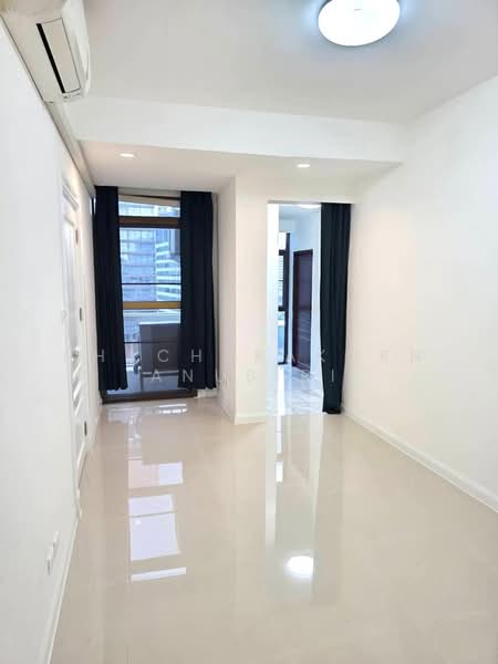 The Waterford Thonglor 11, Bangkok, 219 Soi Thonglor Sukhumvit Road, Khlong Tan Nua, Watthana, Bangkok, 3 Bedrooms, 400 sqm, Condo For Rent, by Phacharakorn Anusiri, 500350953 - DDproperty.com