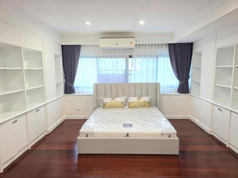 The Waterford Thonglor 11, Bangkok, 219 Soi Thonglor Sukhumvit Road, Khlong Tan Nua, Watthana, Bangkok, 3 Bedrooms, 400 sqm, Condo For Rent, by Phacharakorn Anusiri, 500350953 - DDproperty.com