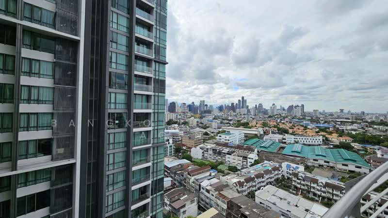 Le Luk Condominium, Bangkok, 1599 291 Sukhumvit Rd, Phra Kanong Nua, Watthana, Bangkok, 2 Bedrooms, 82 sqm, Condo For Rent, by BANGKOK PROPERTY AGENTS, 500350974 - DDproperty.com