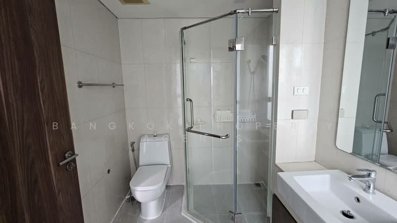 Le Luk Condominium, Bangkok, 1599 291 Sukhumvit Rd, Phra Kanong Nua, Watthana, Bangkok, 2 Bedrooms, 82 sqm, Condo For Rent, by BANGKOK PROPERTY AGENTS, 500350974 - DDproperty.com
