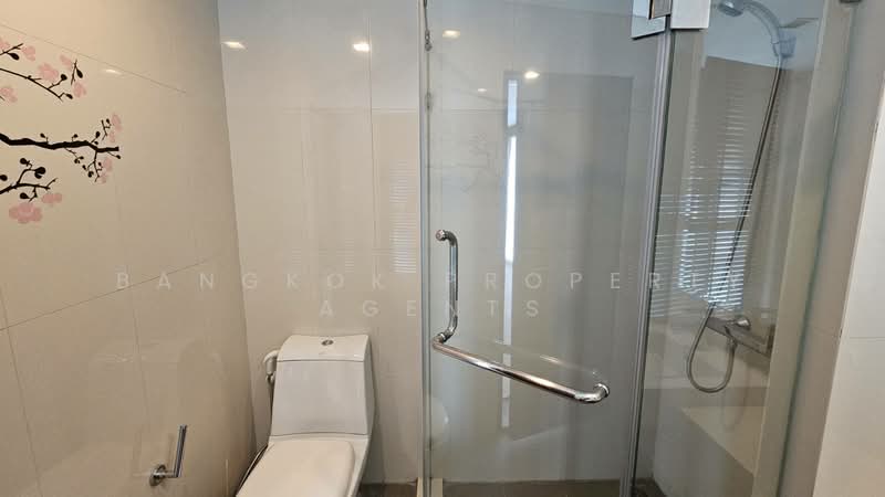 Le Luk Condominium, Bangkok, 1599 291 Sukhumvit Rd, Phra Kanong Nua, Watthana, Bangkok, 2 Bedrooms, 83 sqm, Condo For Rent, by BANGKOK PROPERTY AGENTS, 500350993 - DDproperty.com
