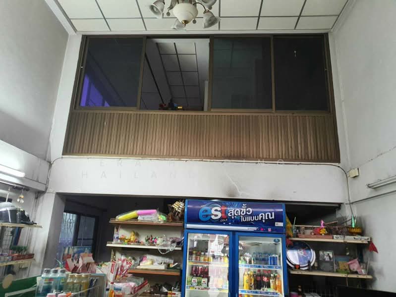ขายตึกแถว อาคารพาณิชย์ 3 ชั้นครึ่ง, กรุงเทพ, สวนหลวง, กรุงเทพ, 136 ตร.ม., ตึกแถว-อาคารพาณิชย์ ขาย, โดย ERA Holding (Thailand) Co., Ltd., 500351018 - DDproperty.com