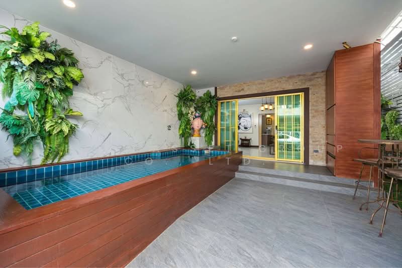 Townhouse behind Ton Payom Market, Chiang Mai, Su Thep, Muang Chiang Mai, Chiang Mai, 4 Bedrooms, 150 sqm, Townhouse For Rent, by Shori Asset Group Co., Ltd., 500351036 - DDproperty.com