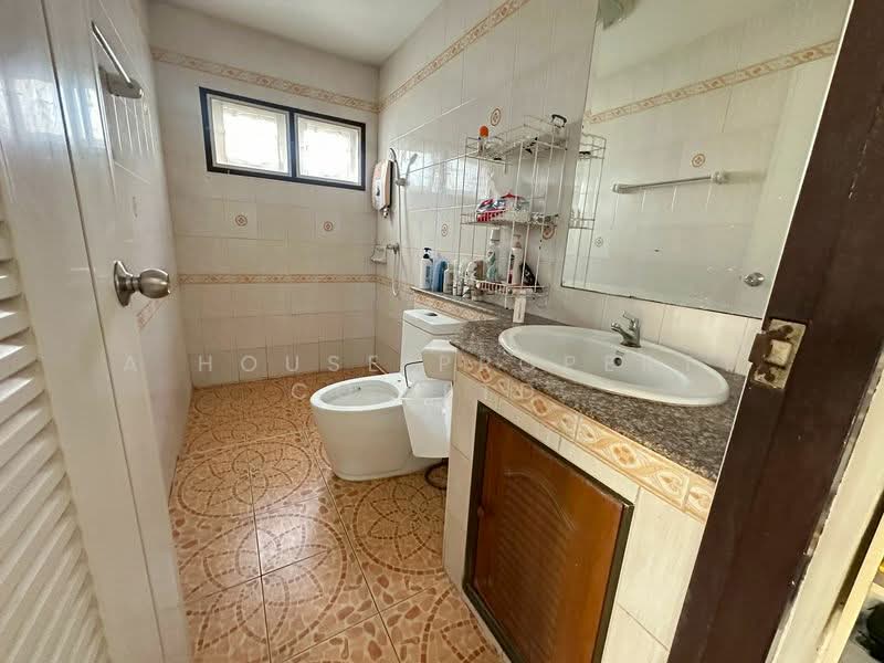 Single house for sale in Piyawat 2 project, Ang Sila, Chon Buri (Pattaya), Ang Sila, Muang Chon Buri, Chon Buri (Pattaya), 3 Bedrooms, 252 sqm, Single Detached House For Sale, by A House Property Co.,Ltd., 500351045 - DDproperty.com