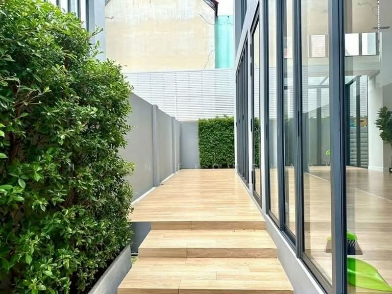 undefined, Bangkok, Praborommaharatchawang, Phra Nakhon, Bangkok, 3 Bedrooms, 250 sqm, Single Detached House For Sale, by Chanon Ekongkarn, 500351047 - DDproperty.com