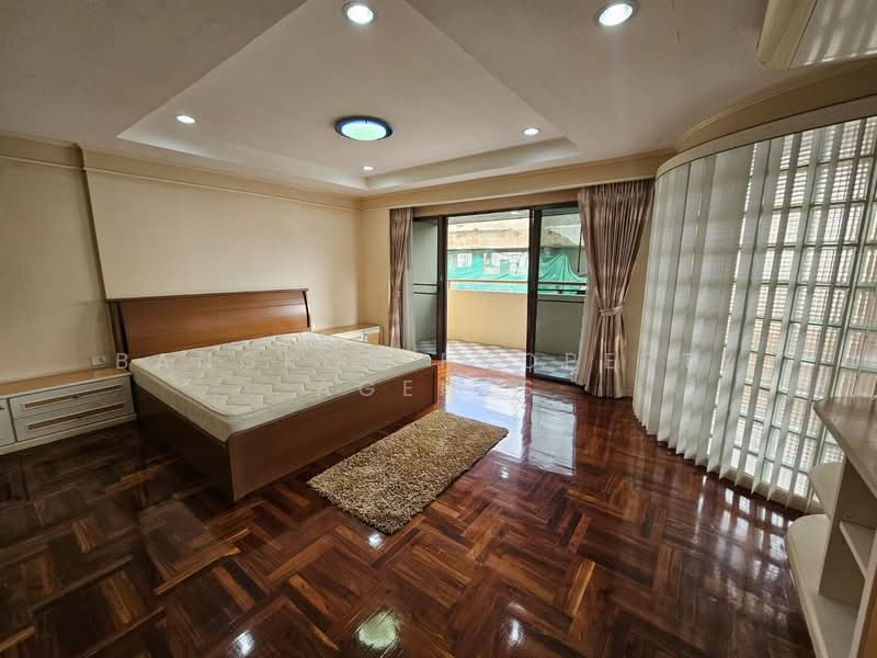 D.H.Grand Tower, Bangkok, Soi Prommit, Khlong Tan Nua, Watthana, Bangkok, 3 Bedrooms, 280 sqm, Condo For Rent, by BANGKOK PROPERTY AGENTS, 500351058 - DDproperty.com