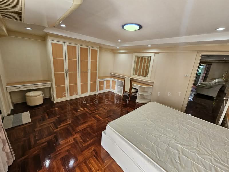 D.H.Grand Tower, Bangkok, Soi Prommit, Khlong Tan Nua, Watthana, Bangkok, 3 Bedrooms, 280 sqm, Condo For Rent, by BANGKOK PROPERTY AGENTS, 500351058 - DDproperty.com