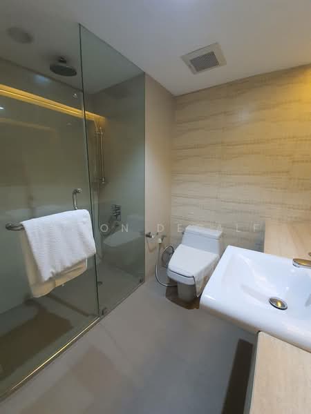 Somkid Gardens, Bangkok, Ploenchit, Lumphini, Pathum Wan, Bangkok, 3 Bedrooms, 259 sqm, Condo For Rent, by Simon Decalf, 500351065 - DDproperty.com