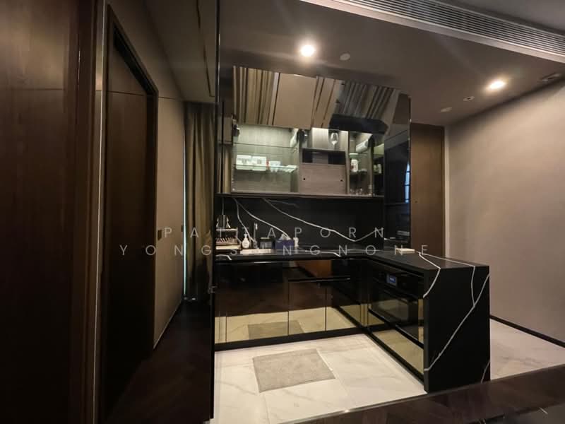 The Esse Sukhumvit 36, Bangkok, Soi Sukhumvit 36, Sukhumvit Road, Phra Kanong, Khlong Toei, Bangkok, 1 Bedroom, 43 sqm, Condo For Sale, by Pattaporn Yongsungnone, 500351067 - DDproperty.com